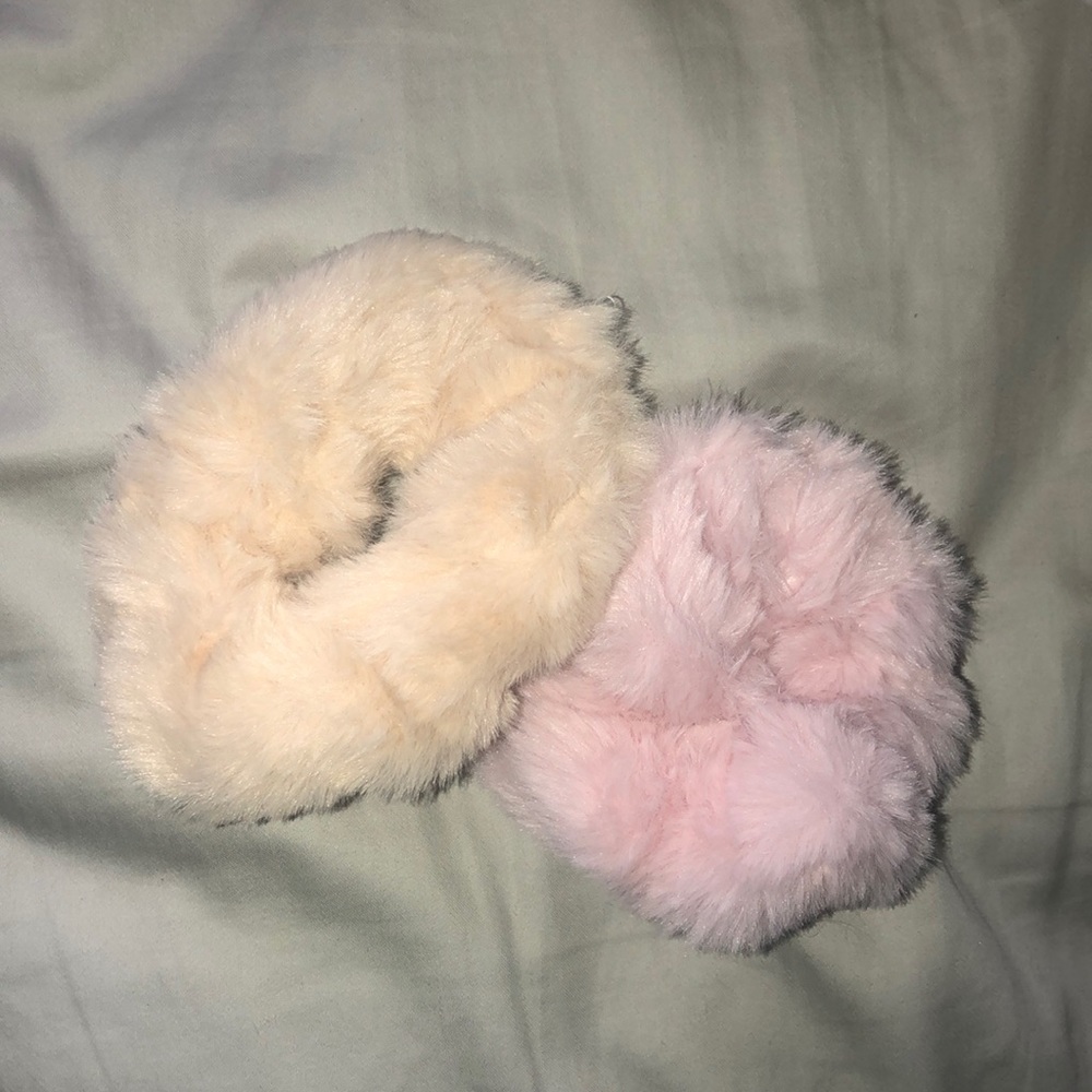 Set of fluffy scrunchis